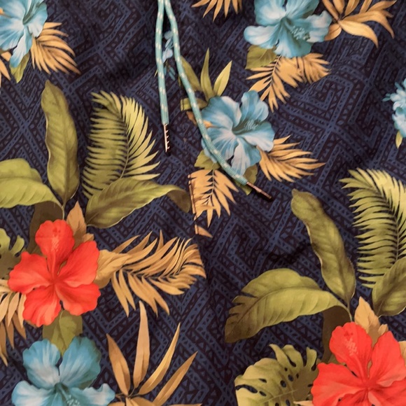 Tommy Bahama Relaxed Men’s 2XT - Picture 7 of 7